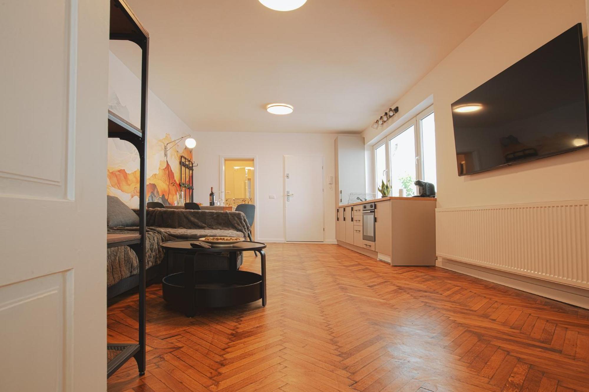 3 Min To Everything-Stylish-Modern-Old Fortress Braşov Esterno foto