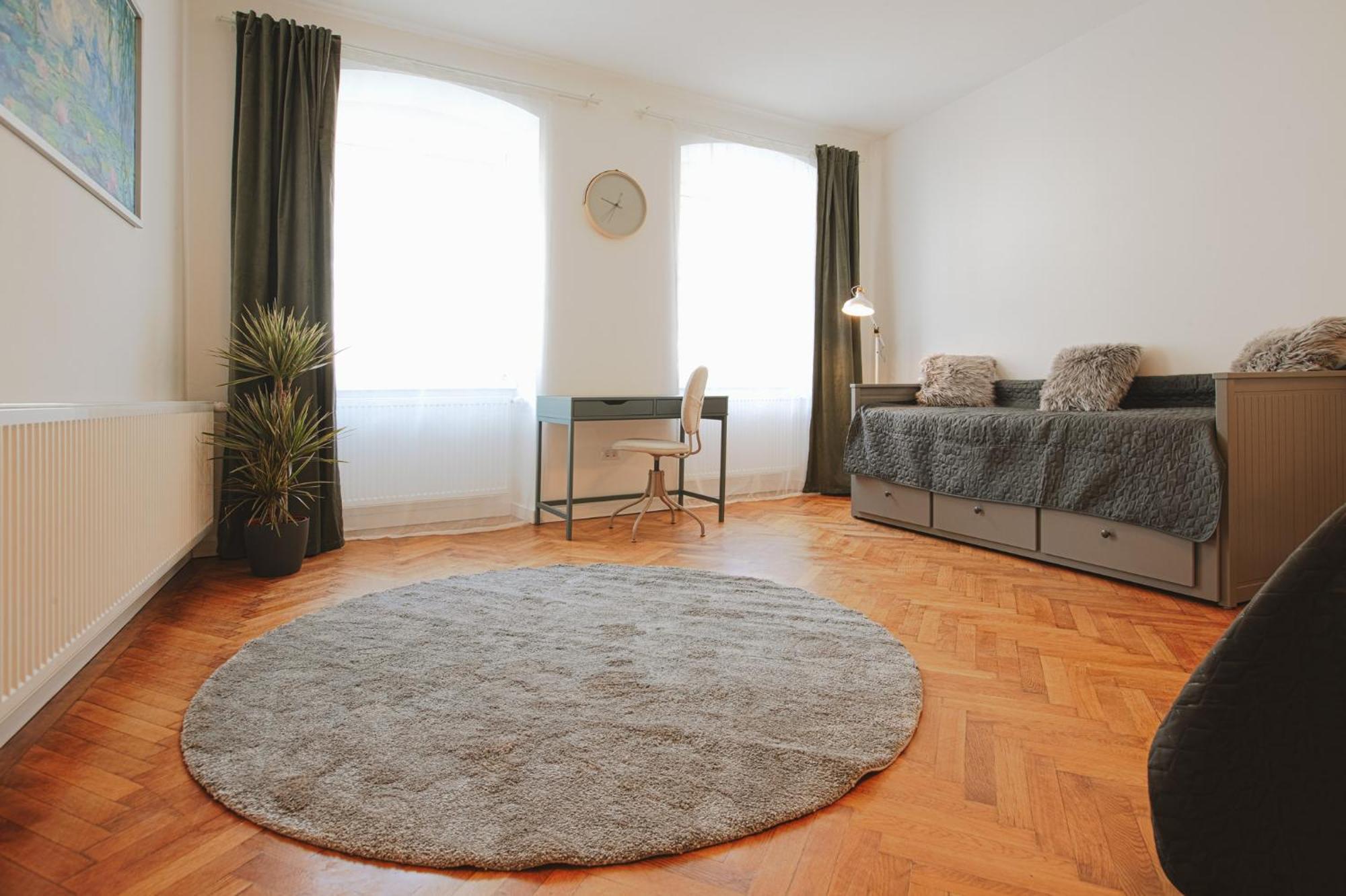 3 Min To Everything-Stylish-Modern-Old Fortress Braşov Esterno foto